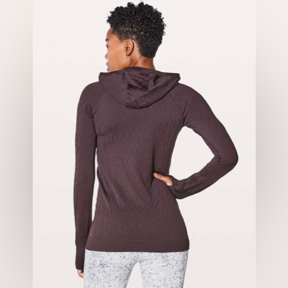 NWOT Lululemon Rest Less Hoodie  Black Cherry  size 10 - Picture 10 of 13